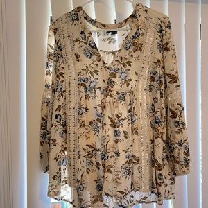 American eagle long sleeve blouse, size XS, floral print